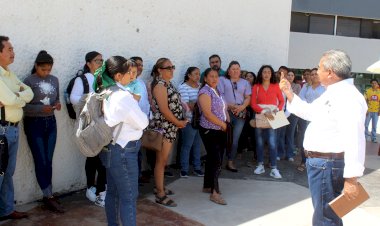 Docentes de Antorcha Magisterial exigen soluciones a SEED Durango