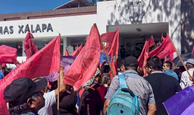 CMAS priva de agua y reprime a colonos xalapeños 