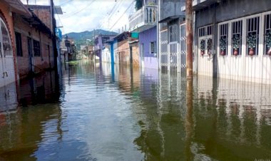 CRÓNICA | La mitad de Tixtla, Guerrero tiene 11 días bajo el agua